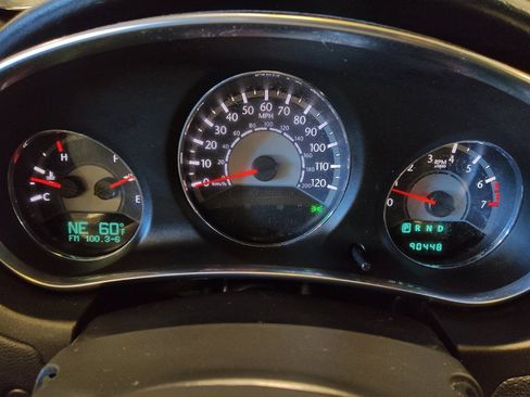 Used 2014 Chrysler 200 Limited w/ Sun/Sound Group image 23