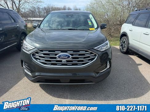 Certified 2023 Ford Edge Titanium w/ Equipment Group 301A AWD/4WD image 2