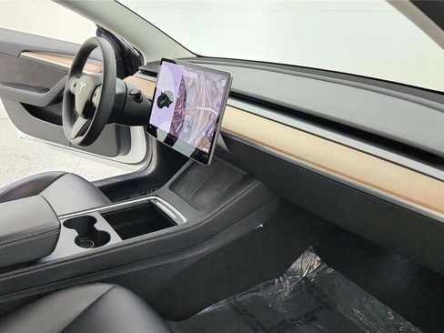 Used 2021 Tesla Model 3 Long Range image 36