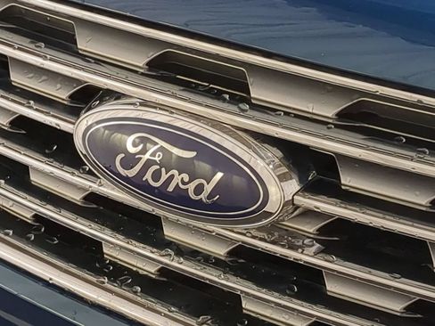 Used 2020 Ford Edge SEL w/ Convenience Package AWD/4WD image 15
