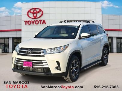 Used 2018 Toyota Highlander LE