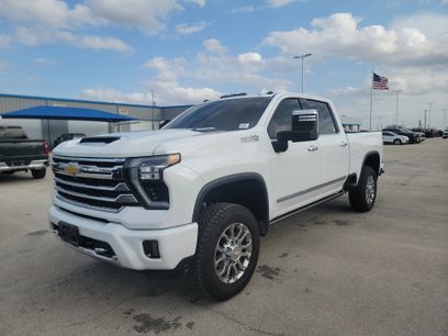 Used 2024 Chevrolet Silverado 2500 High Country w/ Technology Package