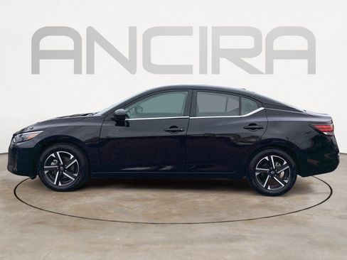 Used 2024 Nissan Sentra SV FWD image 11