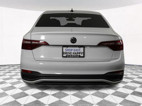 Used 2023 Volkswagen Jetta Sport FWD image 16