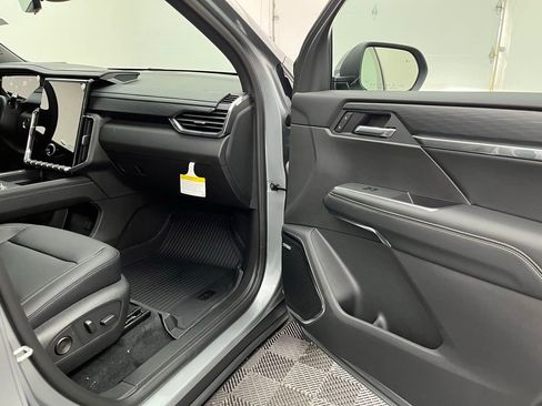 New 2026 GMC Acadia Elevation w/ Black Edition image 29