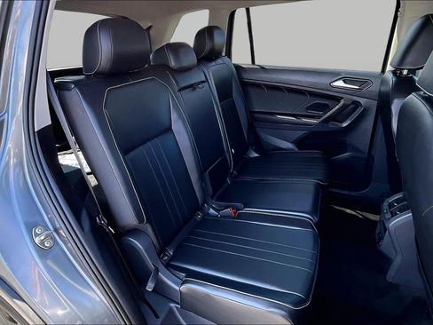 Used 2022 Volkswagen Tiguan SE image 26