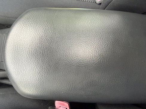 Used 2009 Toyota RAV4 Sport w/ Sport Extra Value Pkg FWD image 28