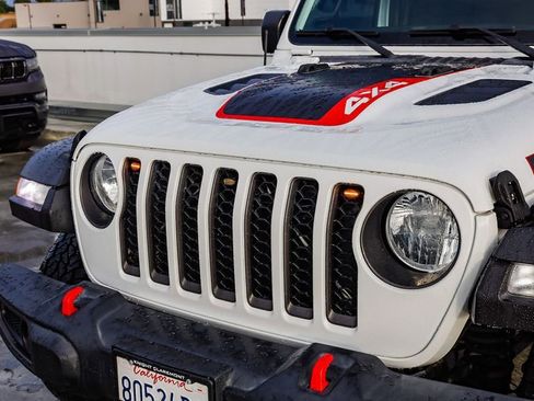 Certified 2021 Jeep Gladiator Rubicon image 6