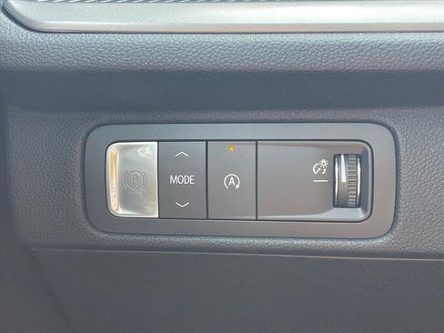 New 2026 Chevrolet Traverse LT w/ Enhanced Driving Package FWD image 18