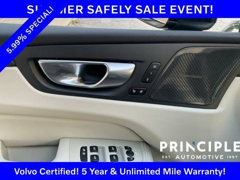 Certified 2023 Volvo XC60 B5 Plus w/ Climate Package AWD/4WD image 15