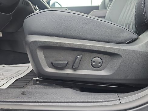 New 2026 Mitsubishi Outlander SEL AWD/4WD image 13