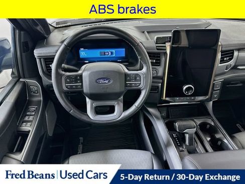 Used 2025 Ford F150 Lightning Lariat AWD/4WD image 30