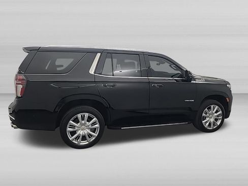 Used 2023 Chevrolet Tahoe High Country w/ Advanced Technology Package AWD/4WD image 8