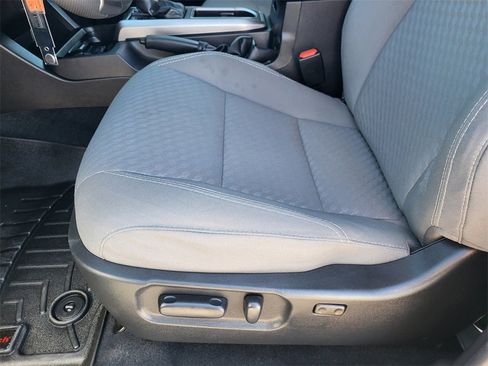 Used 2021 Toyota Tacoma SR5 w/ Technology Package image 17