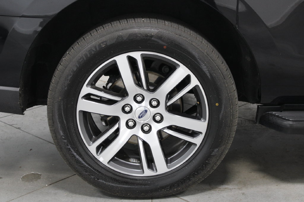 Used 2024 Ford Expedition Max Limited RWD image 14