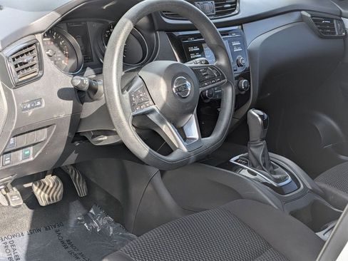 Used 2018 Nissan Rogue Sport S AWD/4WD image 16