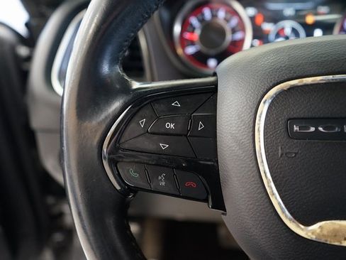 Used 2016 Dodge Challenger SXT image 23