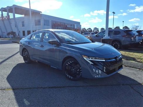 New 2026 Nissan Sentra SR image 1