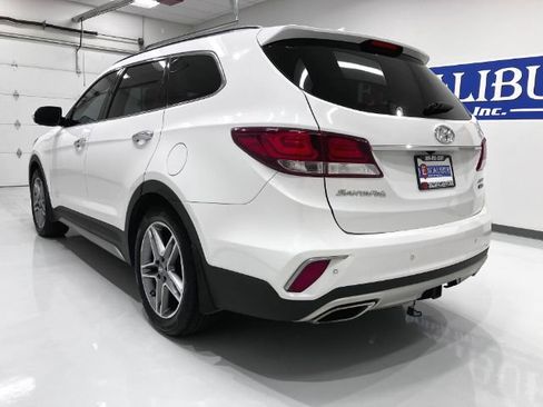 Used 2017 Hyundai Santa Fe Limited image 10