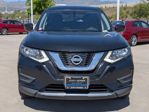 Used 2017 Nissan Rogue S FWD image 8
