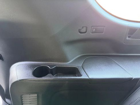 Used 2021 GMC Yukon XL Denali w/ Denali Ultimate Package image 39