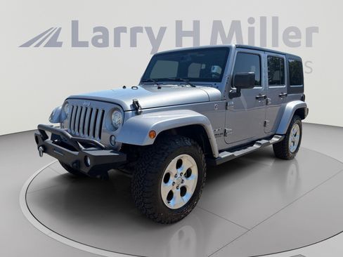 Used 2017 Jeep Wrangler Unlimited Sahara w/ Connectivity Group AWD/4WD image 1