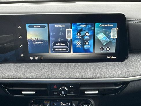 New 2026 Nissan Kicks SV w/ SV Premium Package image 33