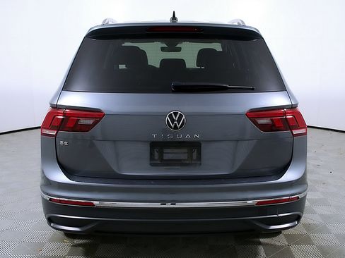 Used 2024 Volkswagen Tiguan SE w/ MDO Package, Three-Row image 9