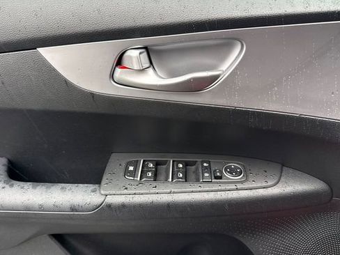 Certified 2022 Kia Forte LXS image 13