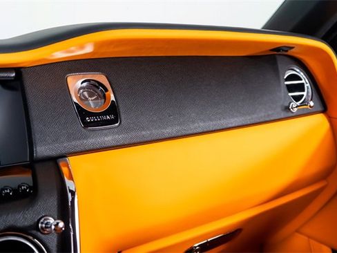 Used 2023 Rolls-Royce Cullinan image 45