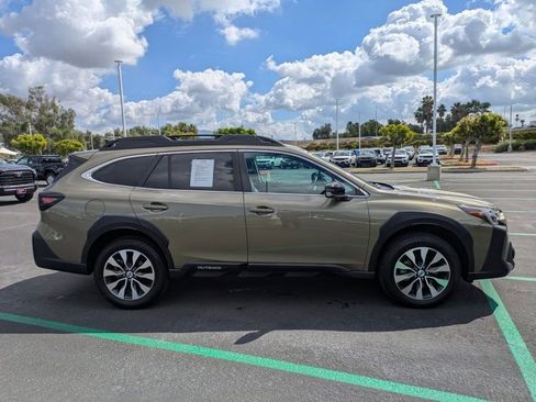 Used 2025 Subaru Outback Limited XT image 4