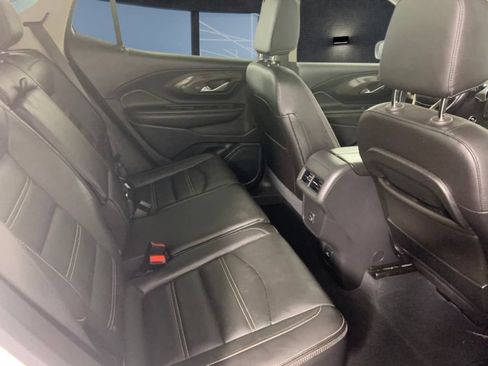 Used 2022 GMC Terrain Denali AWD/4WD image 14