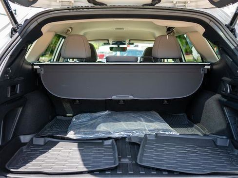 Certified 2025 Subaru Outback Premium image 25