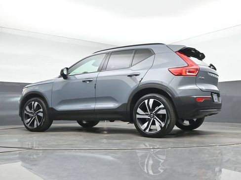 Used 2023 Volvo XC40 B5 Plus w/ Protection Package Premier AWD/4WD image 40