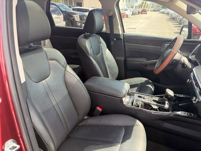 Used 2025 Kia Sorento SX FWD image 13