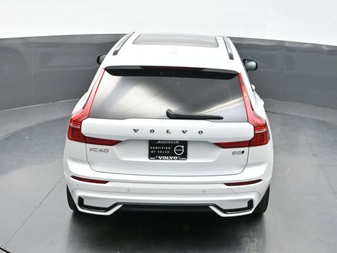 Used 2024 Volvo XC60 B5 Plus image 38