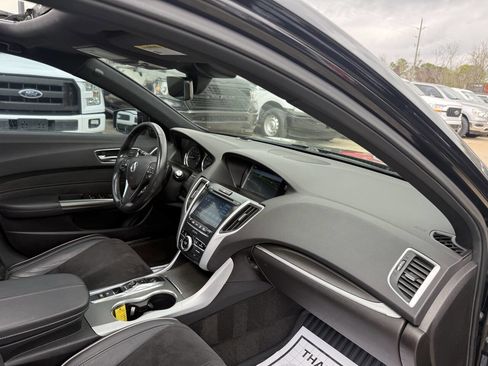 Used 2019 Acura TLX V6 w/ Technology & A-SPEC Pkg FWD image 9