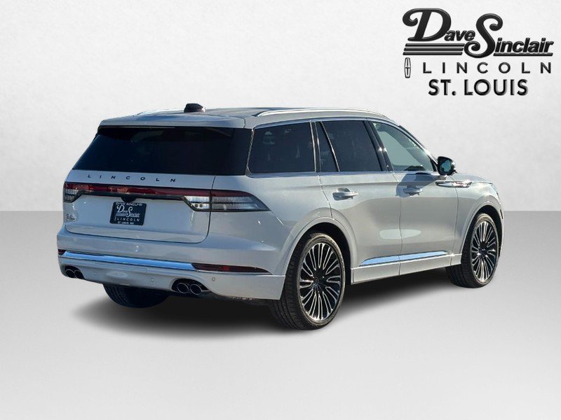 New 2027 Lincoln Aviator Black Label w/ Dynamic Handling Package AWD/4WD image 3