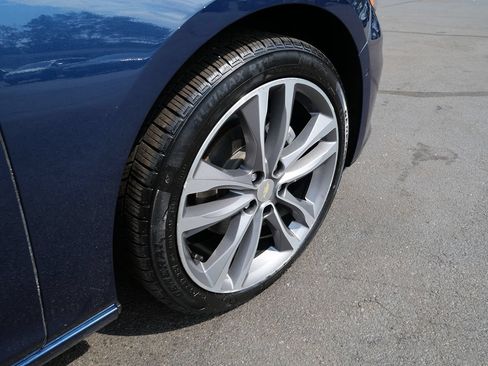 Used 2022 Chevrolet Malibu Premier FWD image 39
