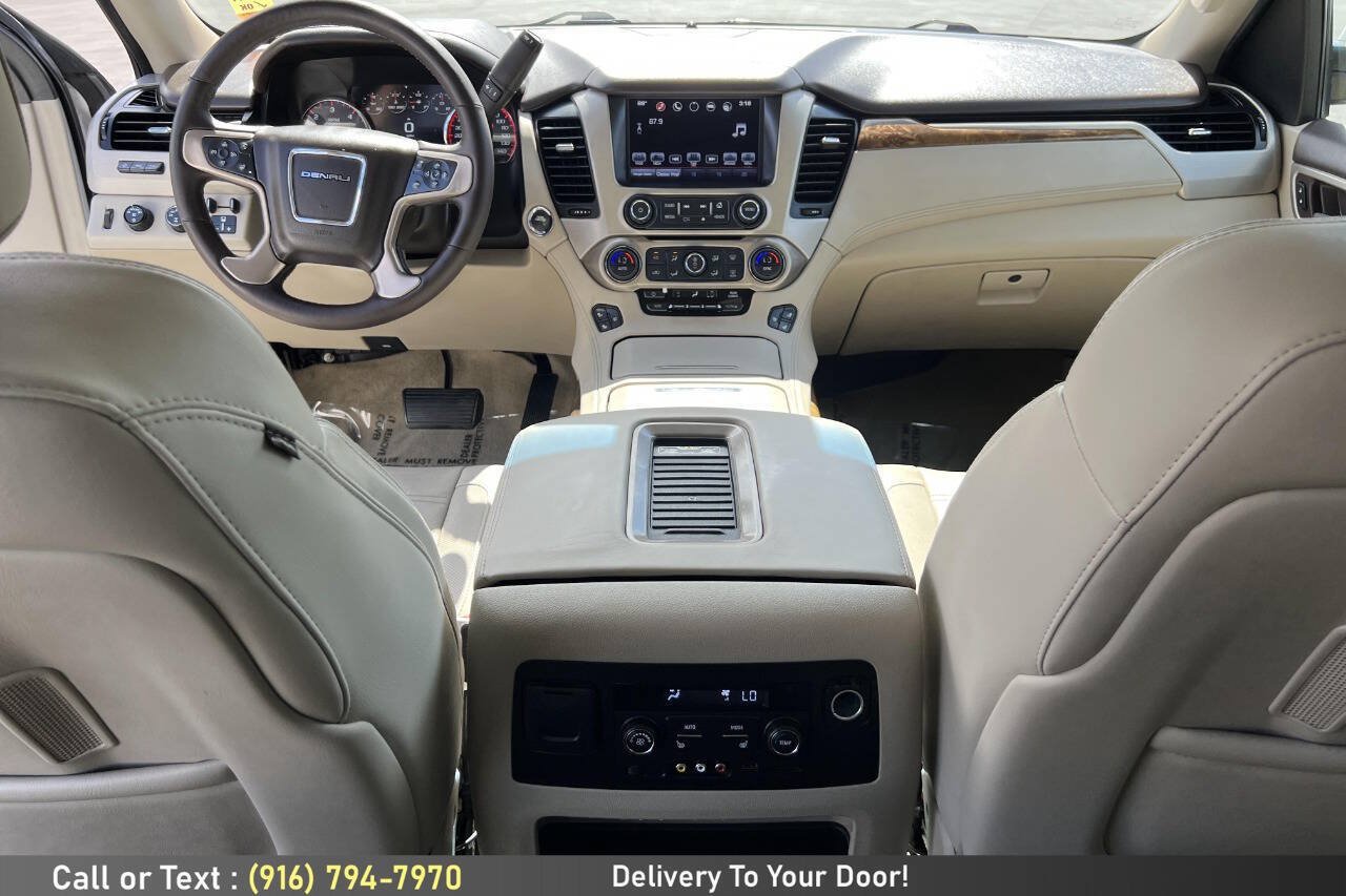 Used 2016 GMC Yukon Denali w/ Open Road Package AWD/4WD image 19
