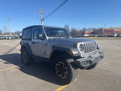 Used 2018 Jeep Wrangler Sport image 20