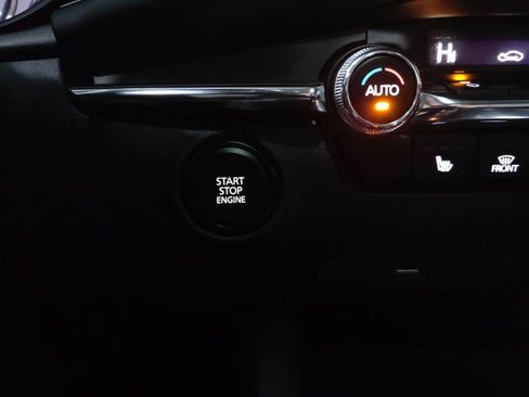 Used 2021 MAZDA MAZDA3 s image 25