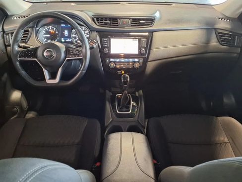 Used 2018 Nissan Rogue SV w/ Premium Package AWD/4WD image 16