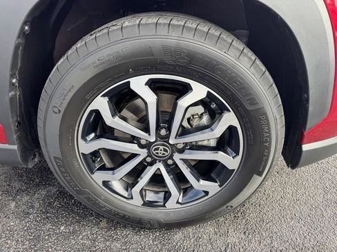 Certified 2026 Toyota Corolla Cross SE image 9