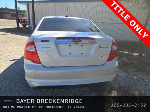 Used 2010 Ford Fusion Base image 4