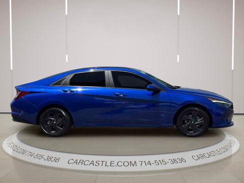 Used 2021 Hyundai Elantra SEL FWD image 7
