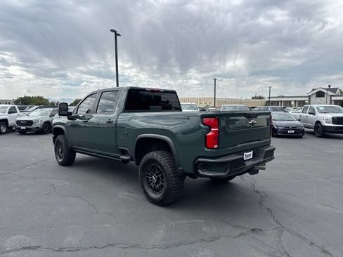 Used 2026 Chevrolet Silverado 2500 ZR2 w/ LPO, Dark Essentials Package AWD/4WD image 5