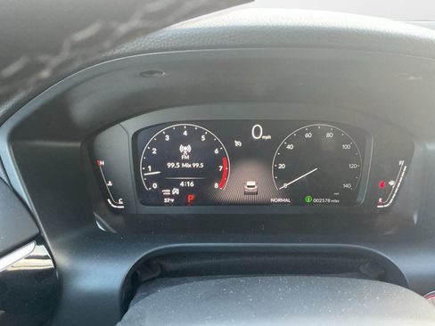 Used 2025 Acura ADX image 13