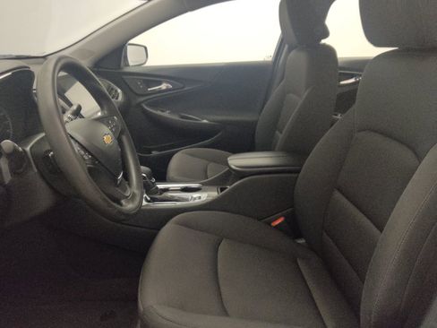 Used 2023 Chevrolet Malibu LT FWD image 17