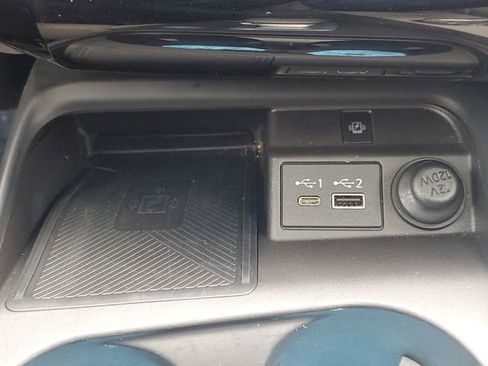 Used 2023 INFINITI QX50 Sensory image 32